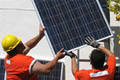 Solaranlagen sind eine Möglichkeit Energie zu erzeugen und das Klima zu schonen. Quelle: UNEP