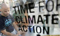 Statt 'Climate Action' gab es in Kopenhagen herbe Enttäuschung unter den Umweltaktivisten. Hier zu sehen: Ein Aktivist von der internationalen Klima-Bewegung 350.org Quelle: www.diepresse.com